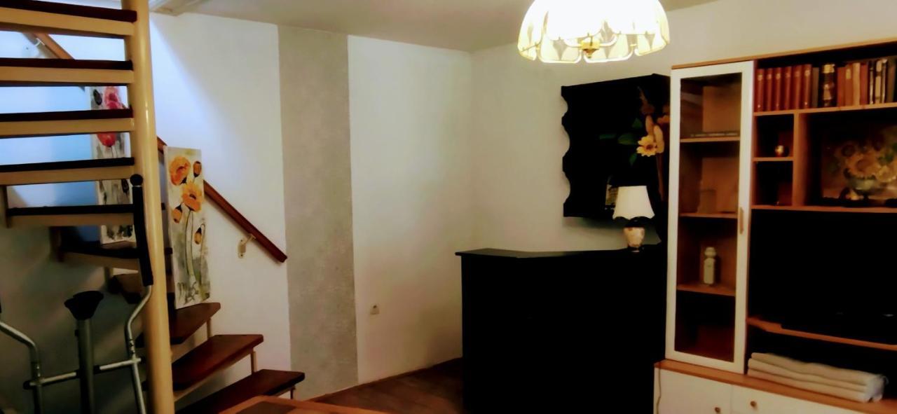 Milord House Apartment Sombor Luaran gambar